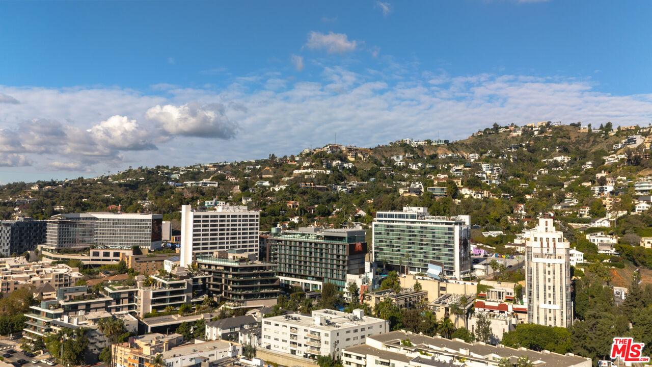 1253 N Sweetzer Ave Unit: 6