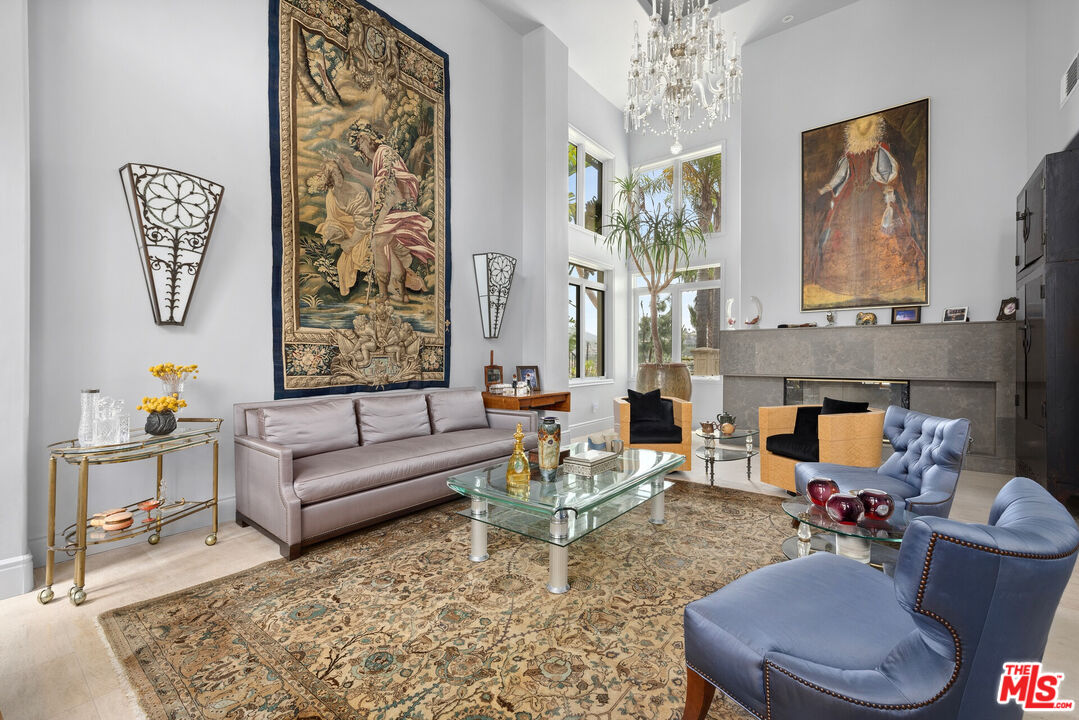 4001 Clarinda Dr