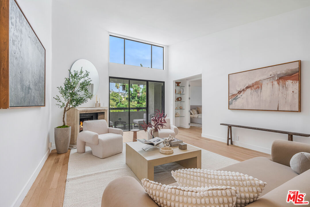 8380 Waring Ave Unit: 308