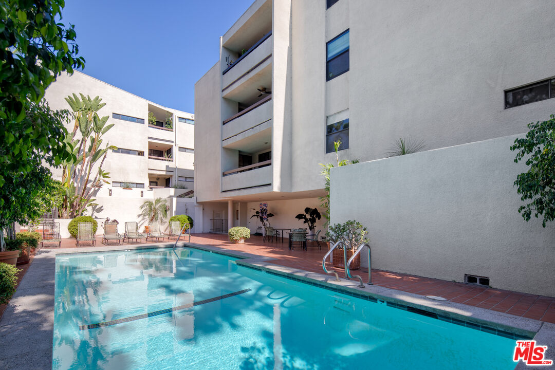 8380 Waring Ave Unit: 308