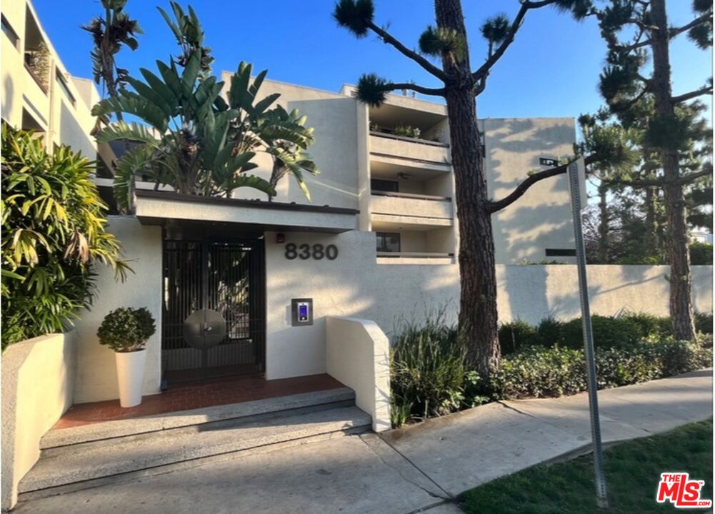 8380 Waring Ave Unit: 308