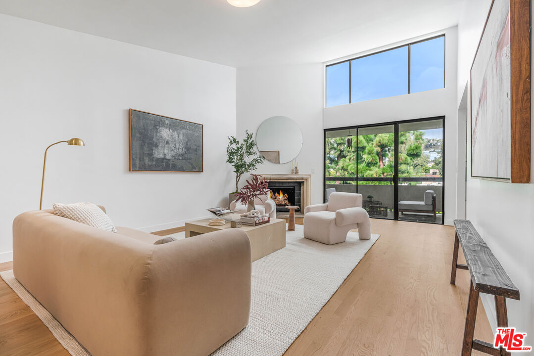 8380 Waring Ave Unit: 308