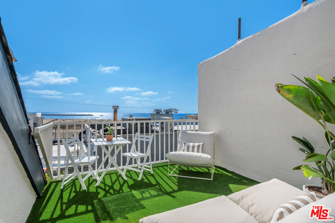 24 Westwind St Unit: C