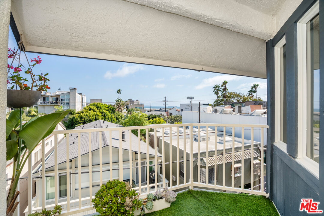24 Westwind St Unit: C