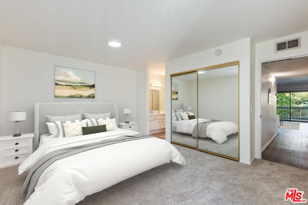 4622 Park Granada Unit: 80