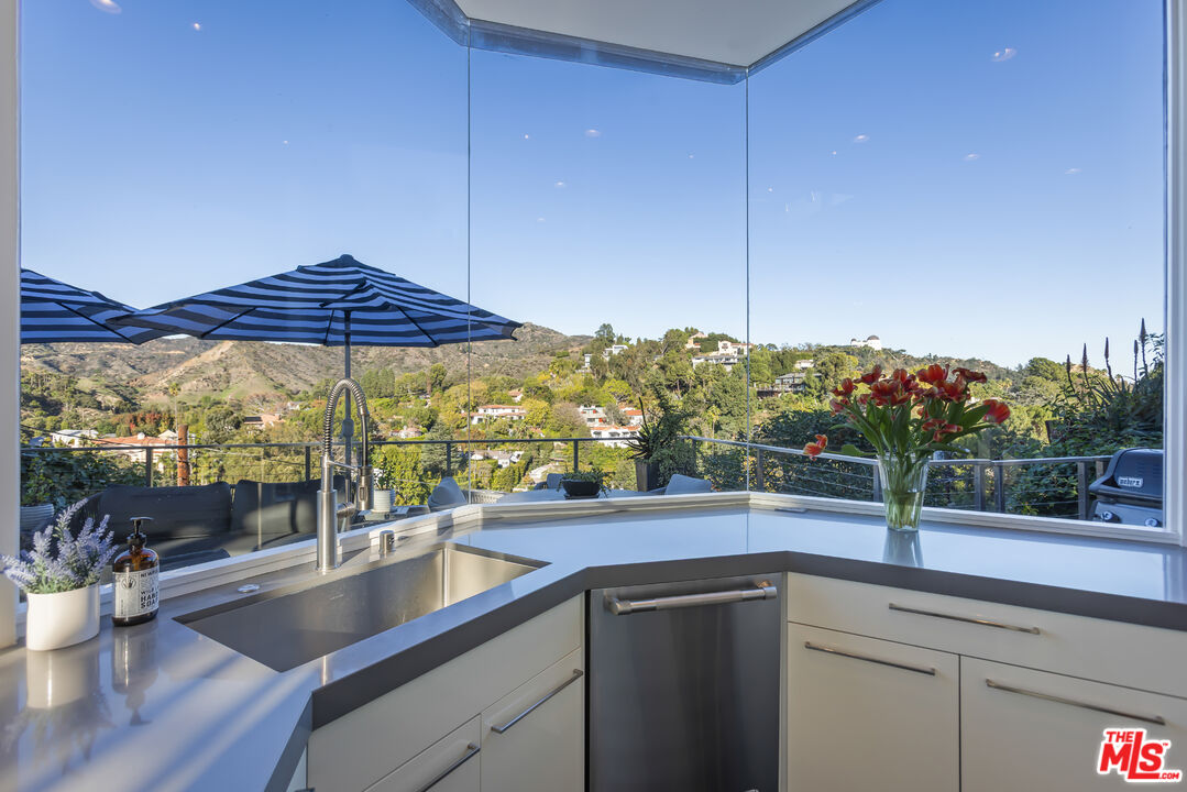 5682 Spreading Oak Dr