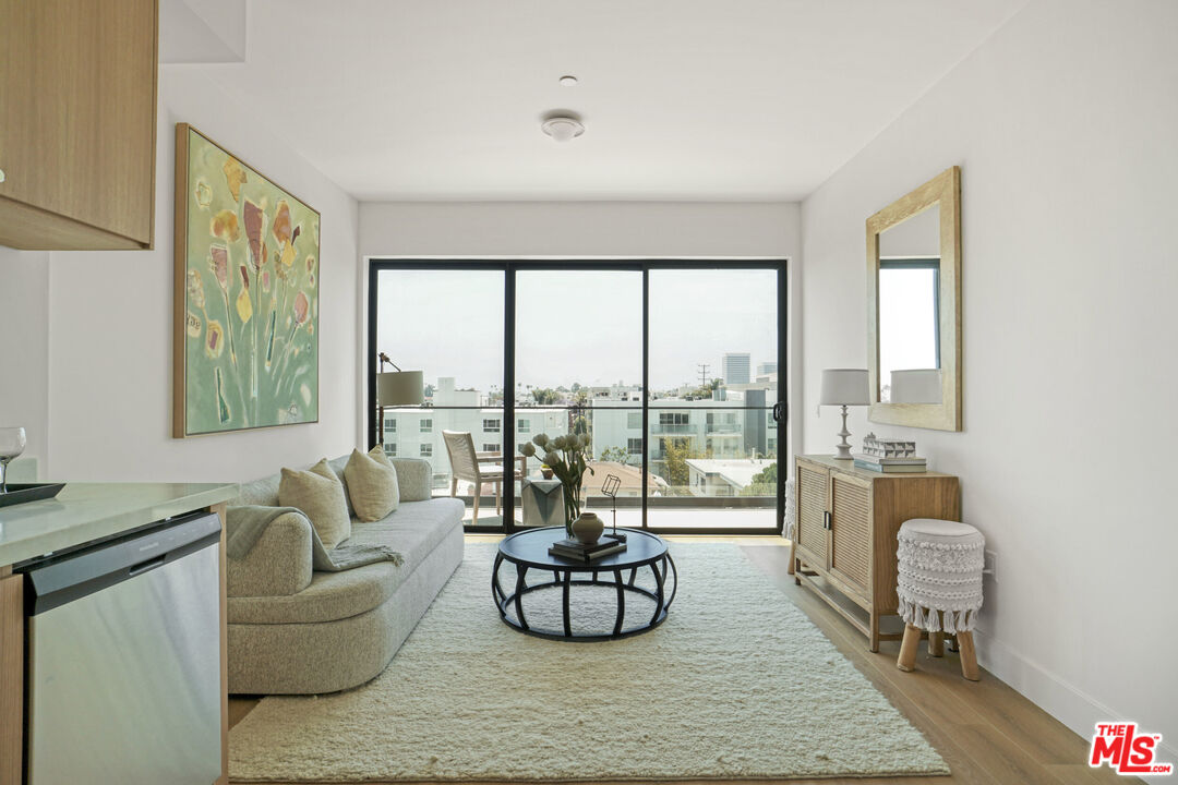 1822 Overland Ave Unit: 301