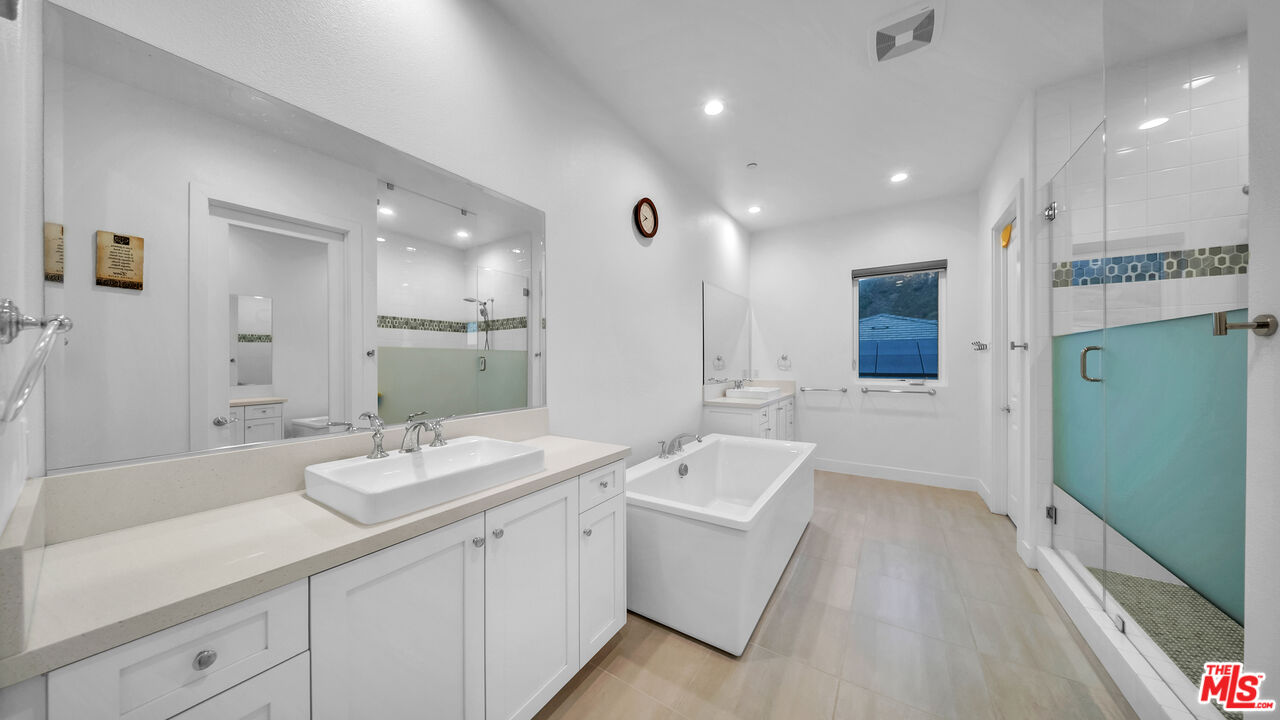 12553 N Ridgeline Rd