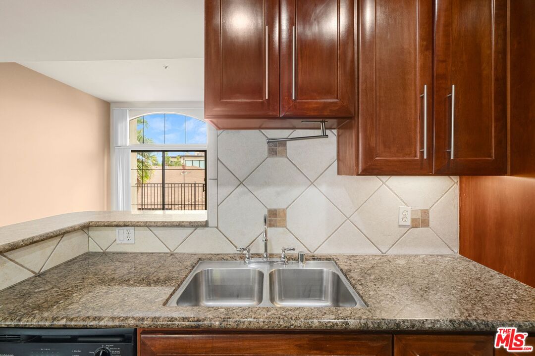 10275 Missouri Ave Unit: 202