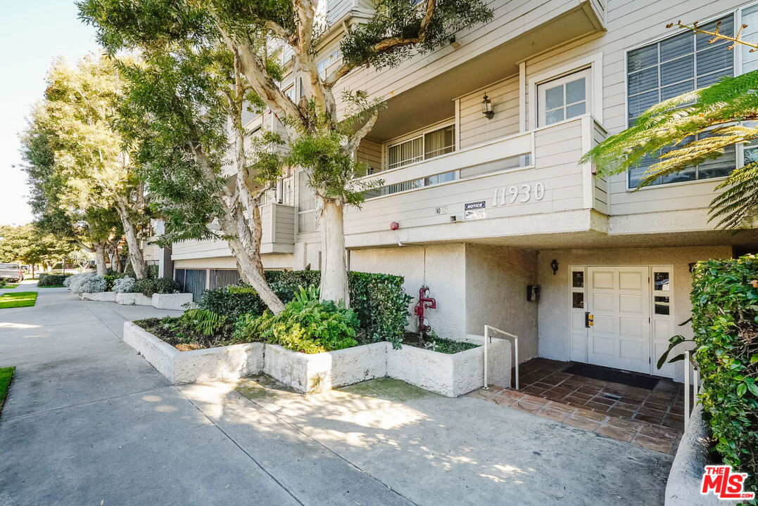 11930 Avon Way Unit: 108