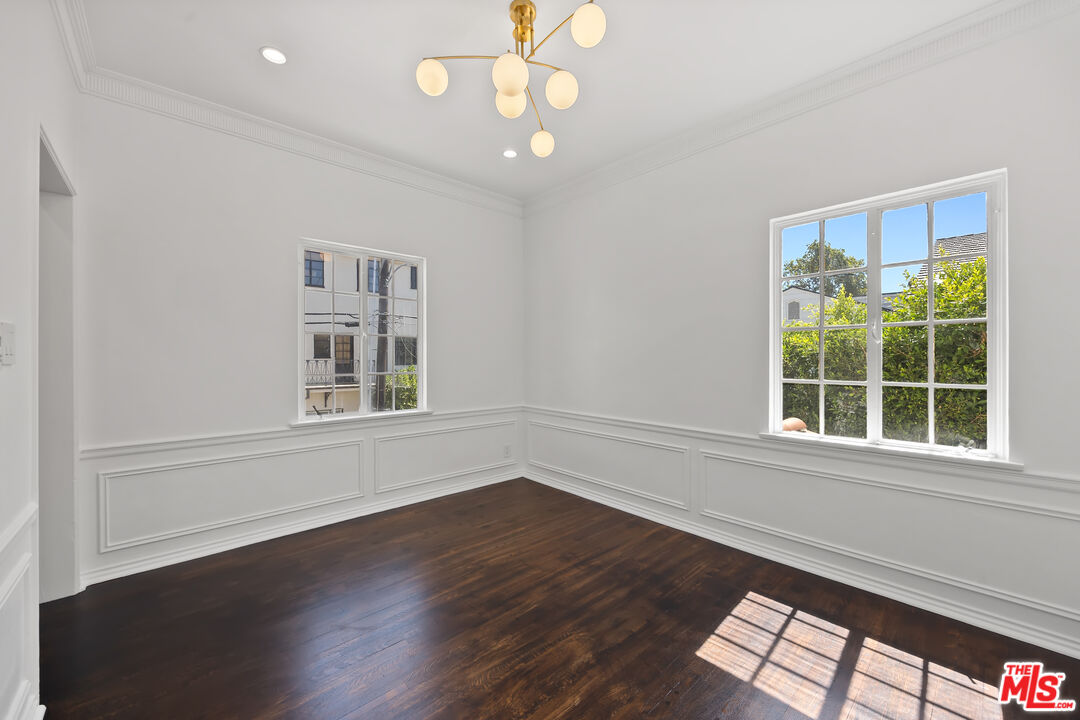 148 S Camden Dr Unit: F