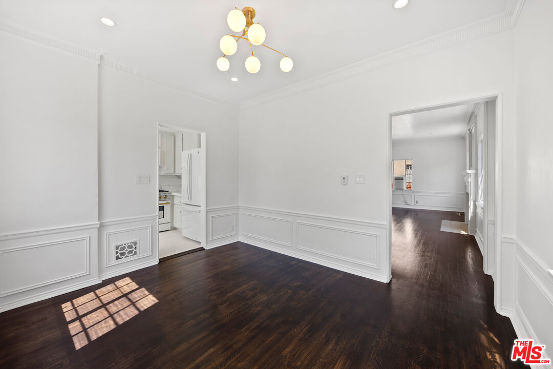 148 S Camden Dr Unit: F