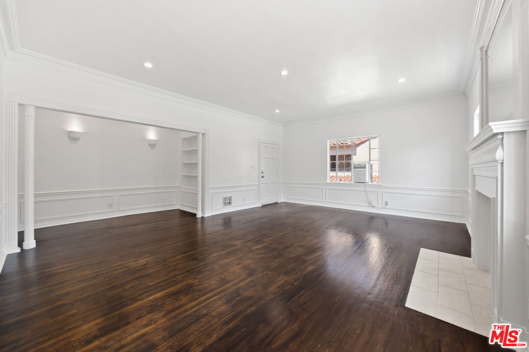 148 S Camden Dr Unit: F