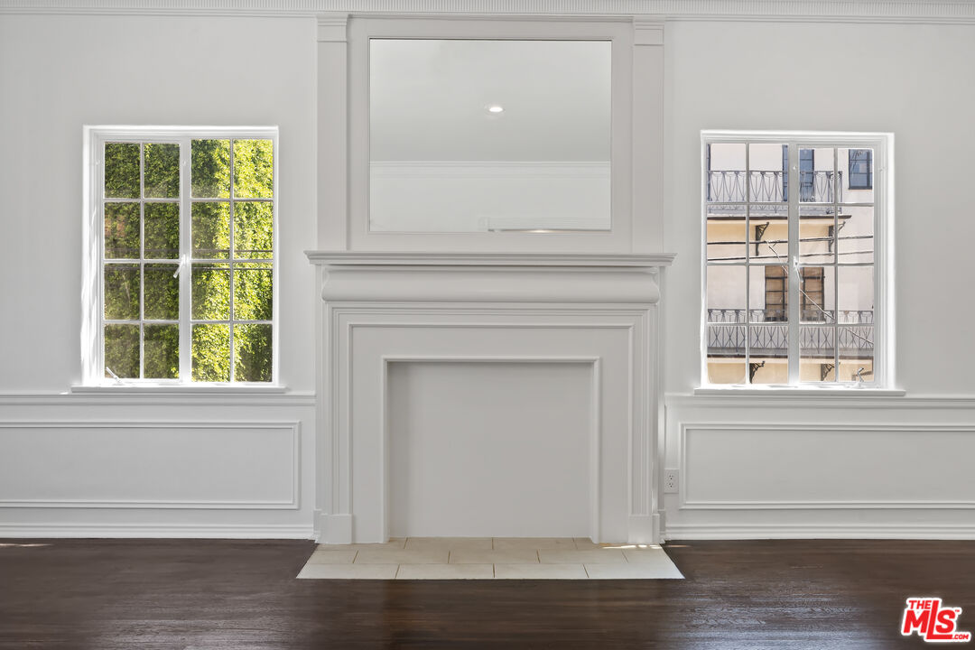 148 S Camden Dr Unit: F