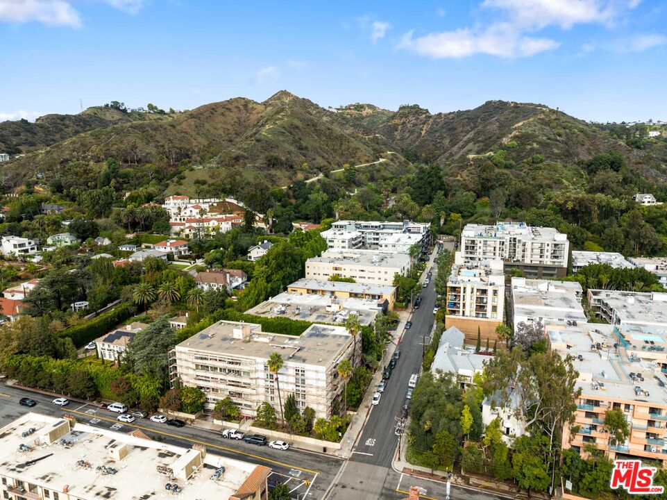 7309 E Franklin Ave Unit: 404