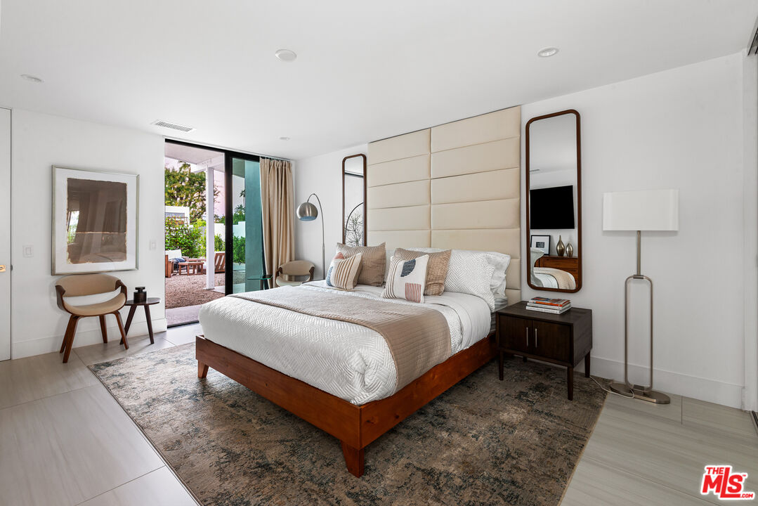 49723 Avenida Montero