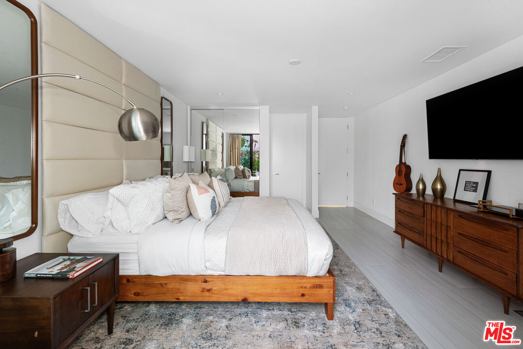 49723 Avenida Montero