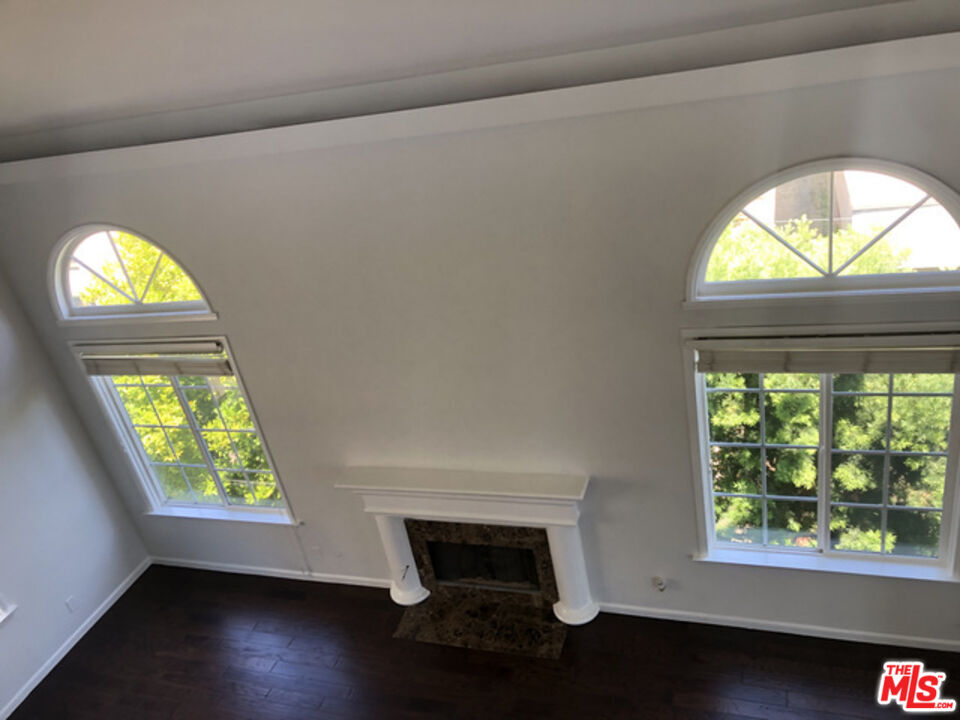 1406 Camden Ave Unit: 302