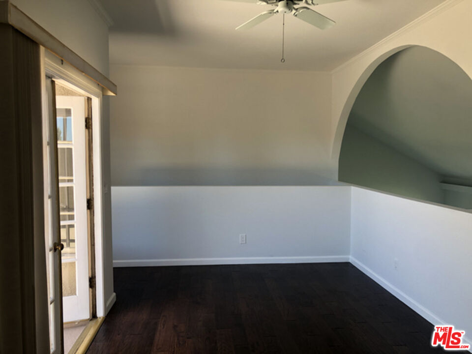 1406 Camden Ave Unit: 302