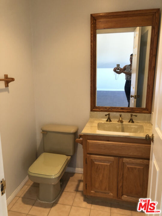 1406 Camden Ave Unit: 302