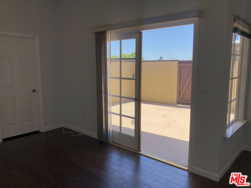 1406 Camden Ave Unit: 302