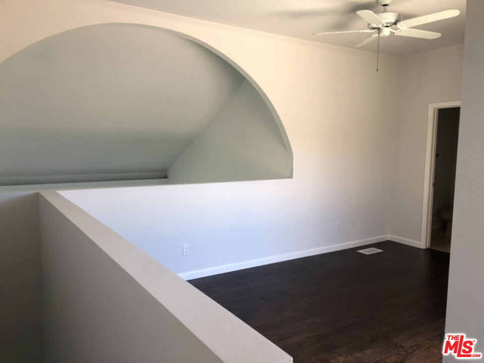 1406 Camden Ave Unit: 302