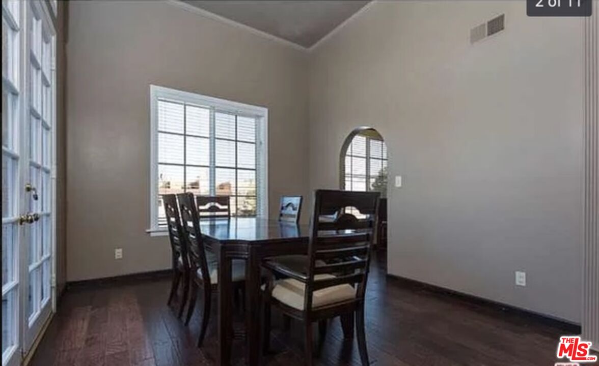1406 Camden Ave Unit: 302