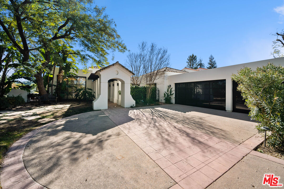23318 Park Colombo