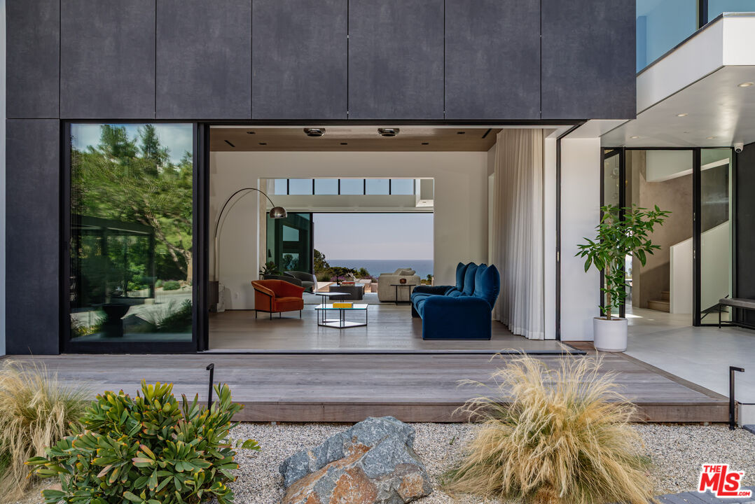 27715 Pacific Coast Hwy
