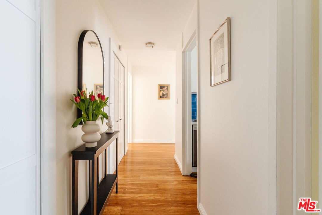 601 E Del Mar Blvd Unit: 204