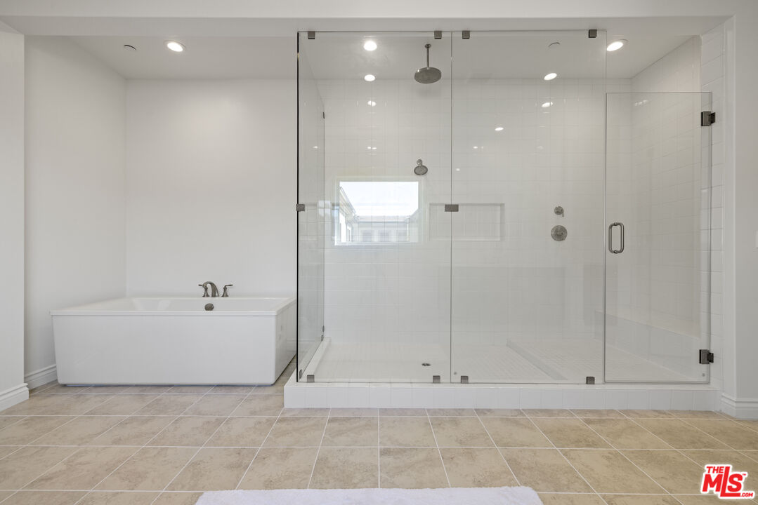 11010 Sweetwater Ct