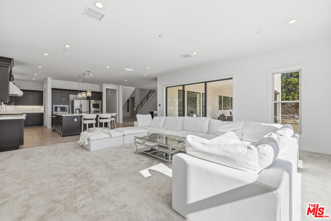 11010 Sweetwater Ct
