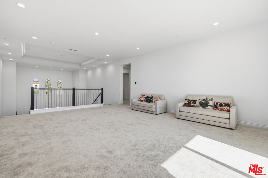 11010 Sweetwater Ct