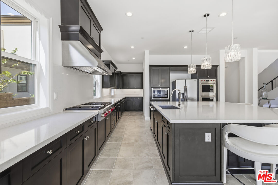 11010 Sweetwater Ct