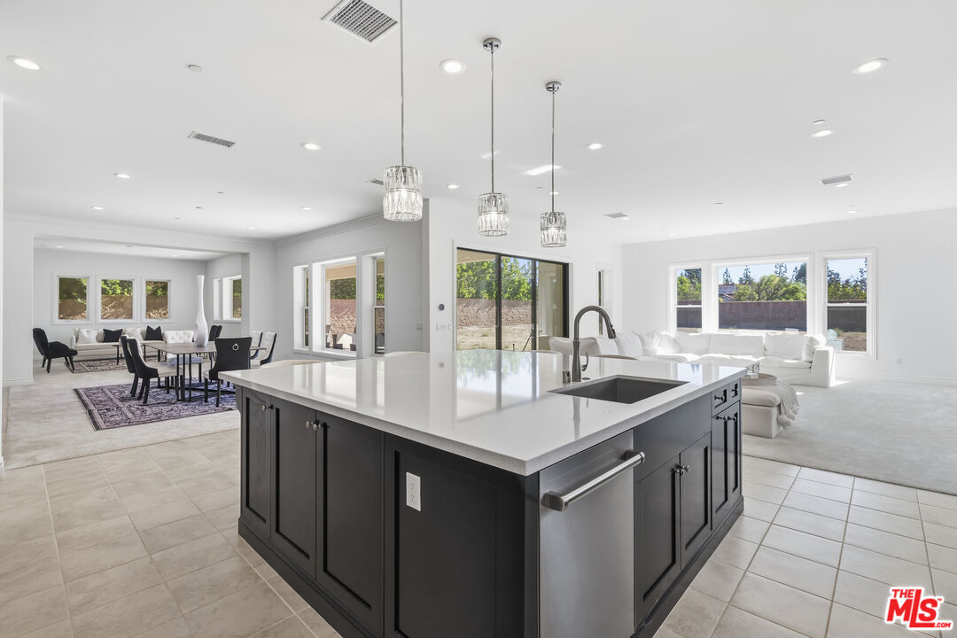 11010 Sweetwater Ct