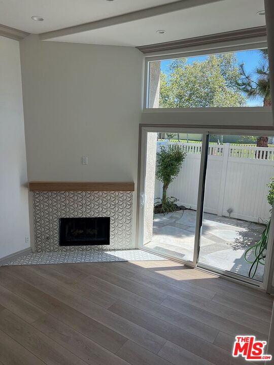 380 W Wilson St Unit: E105