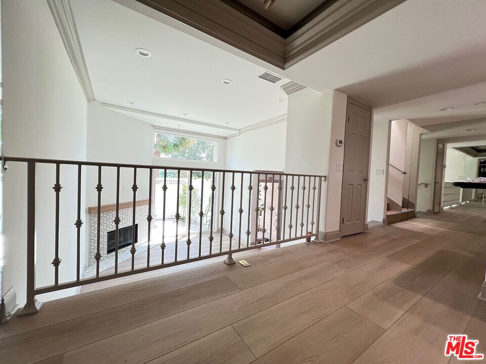 380 W Wilson St Unit: E105