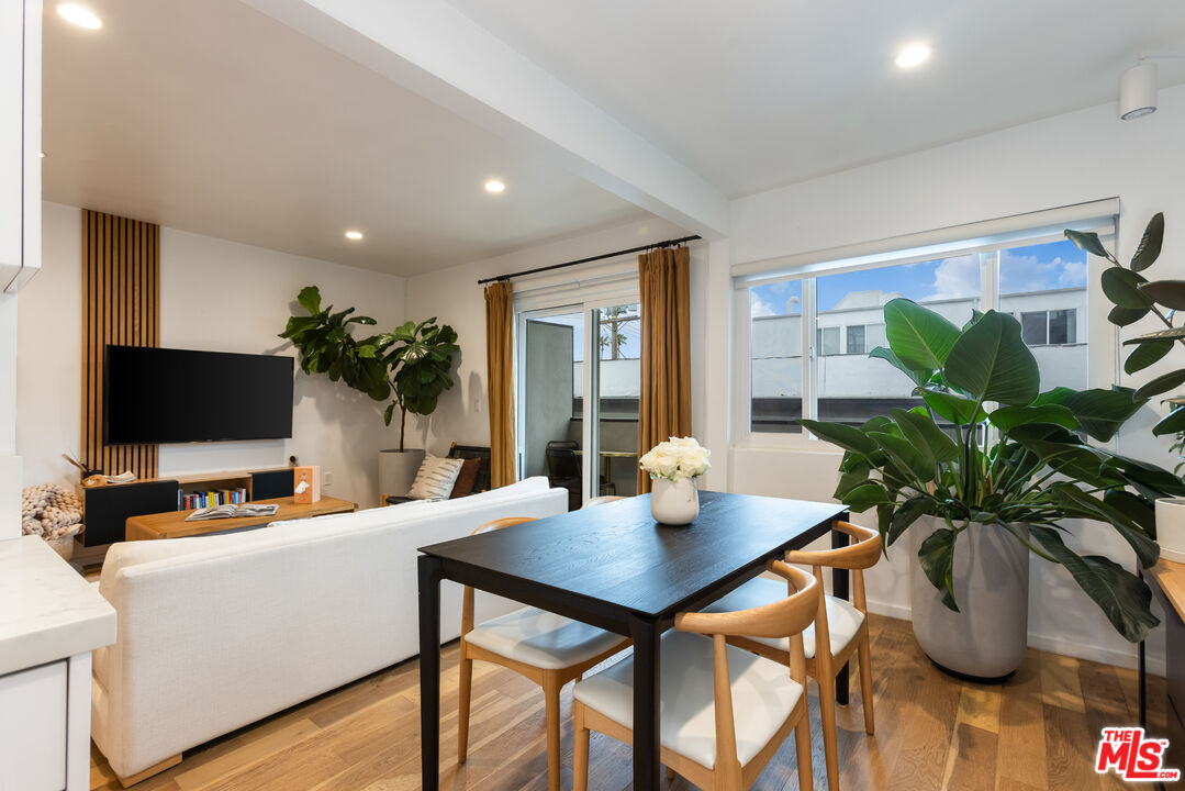 536 N Orlando Ave Unit: 7