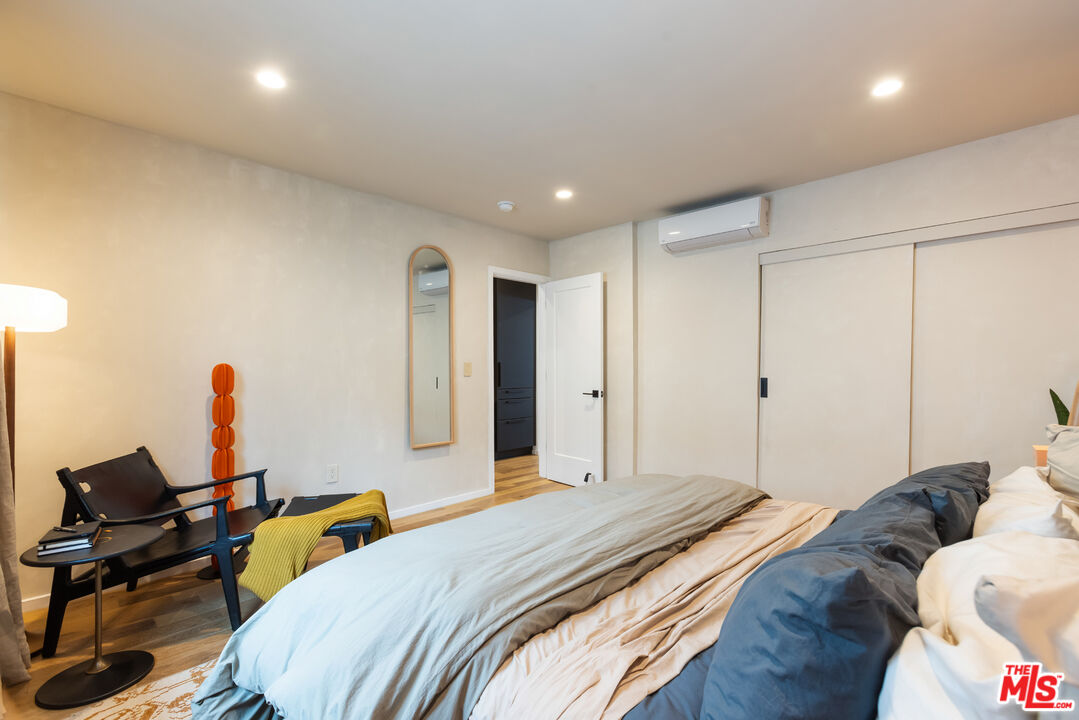 536 N Orlando Ave Unit: 7