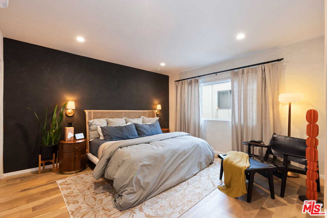 536 N Orlando Ave Unit: 7