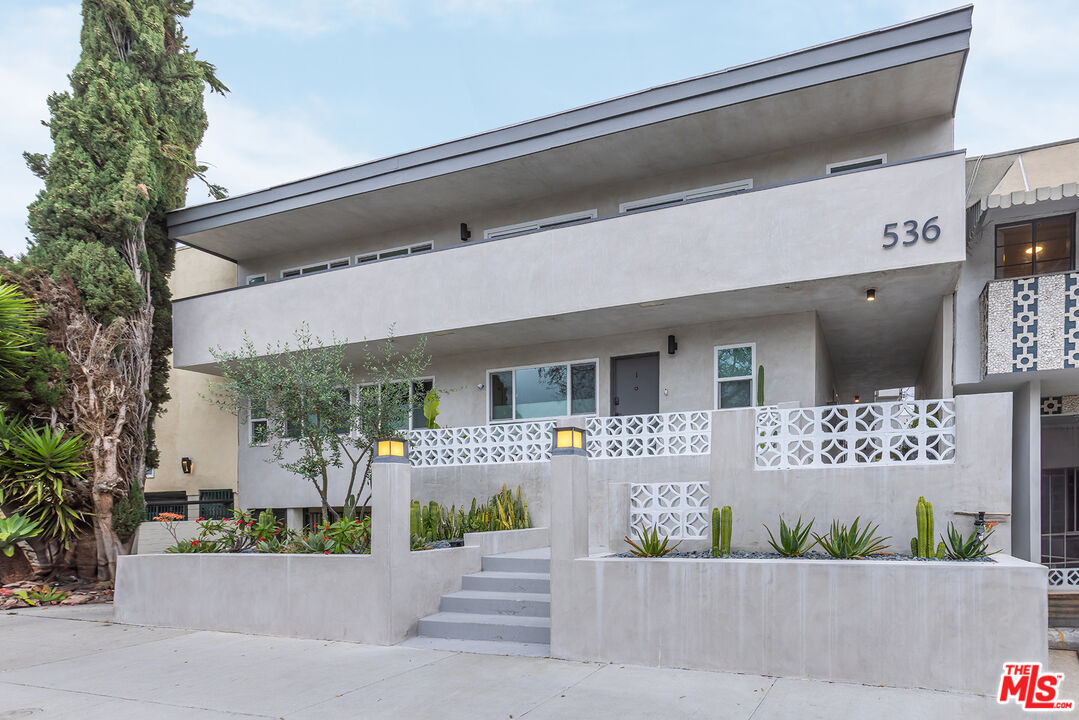 536 N Orlando Ave Unit: 7