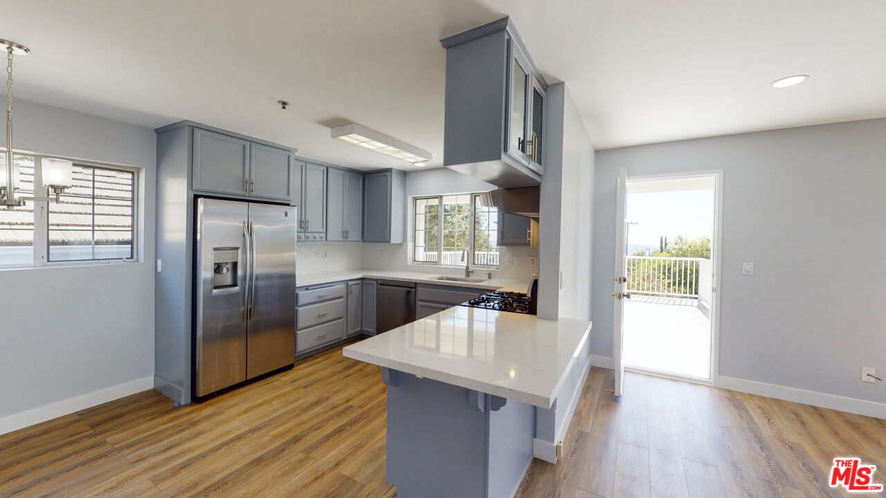 3461 Santa Carlotta St