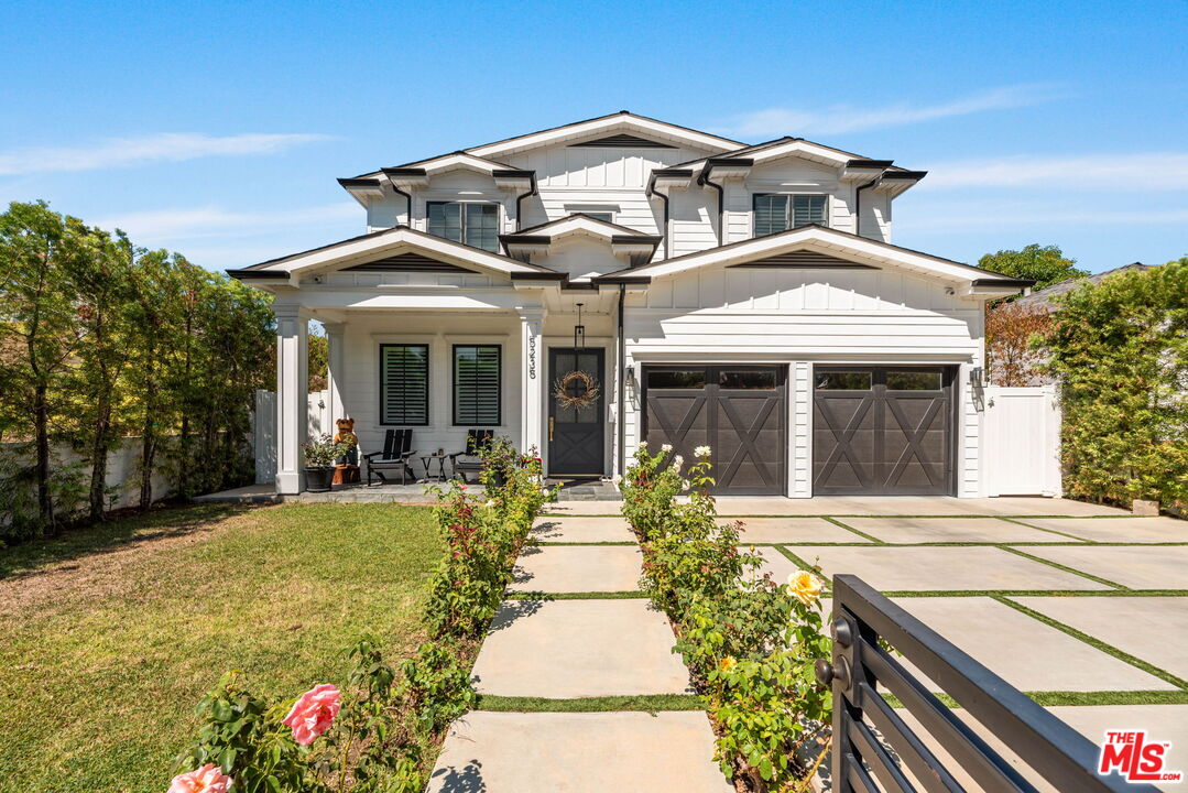 5235 Sylmar Ave