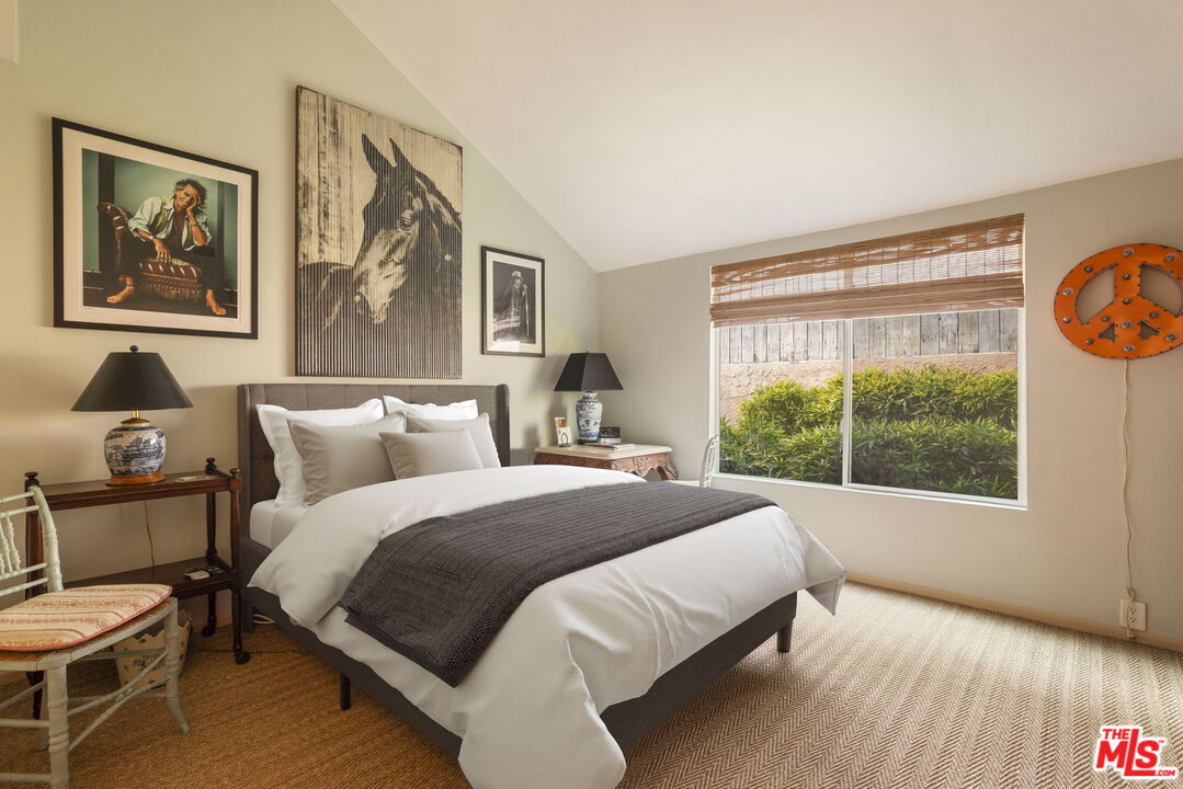 1888 N Crescent Heights Blvd