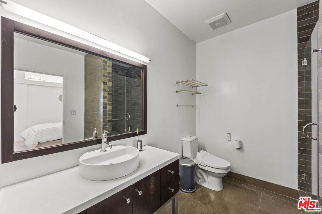 1100 S Hope St Unit: PH105