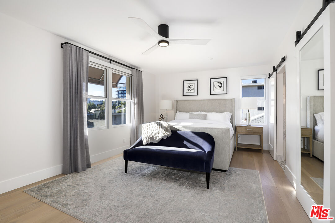 122 N Clark Dr Unit: 306