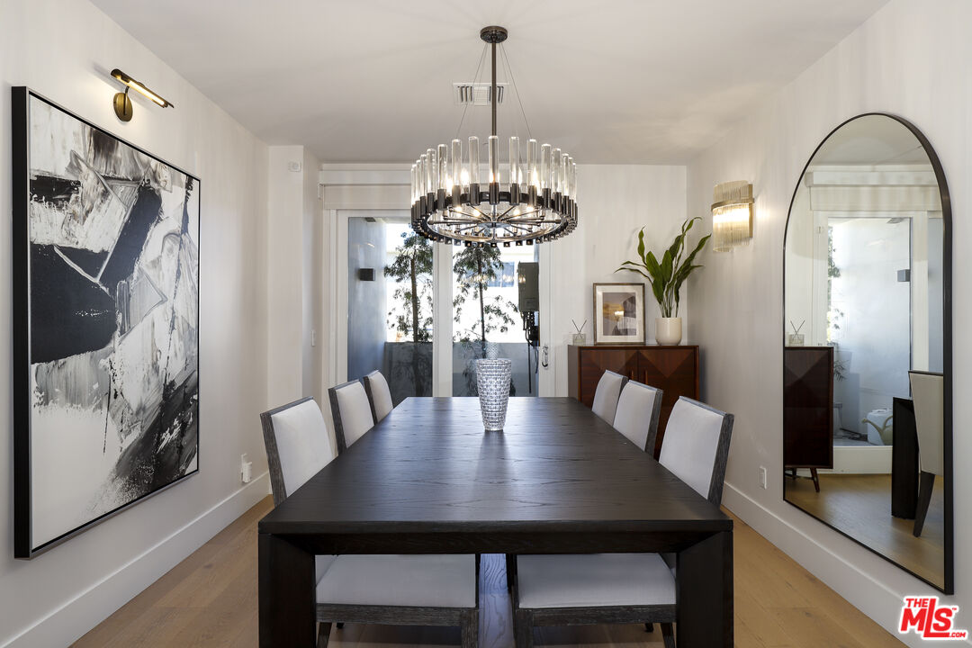 122 N Clark Dr Unit: 306