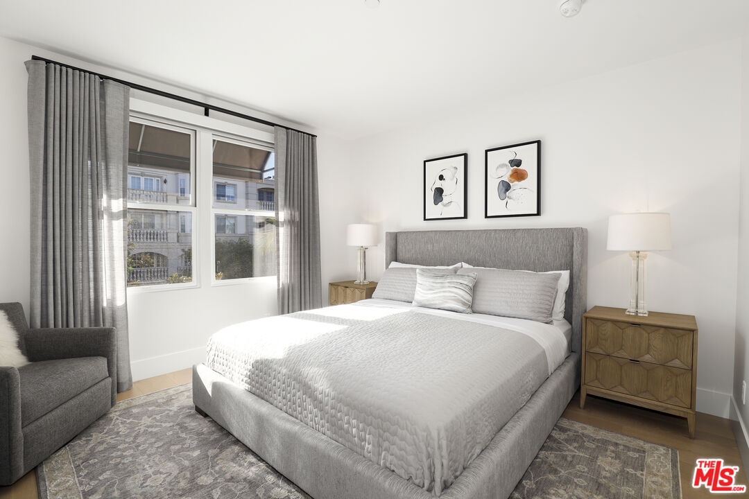 122 N Clark Dr Unit: 306