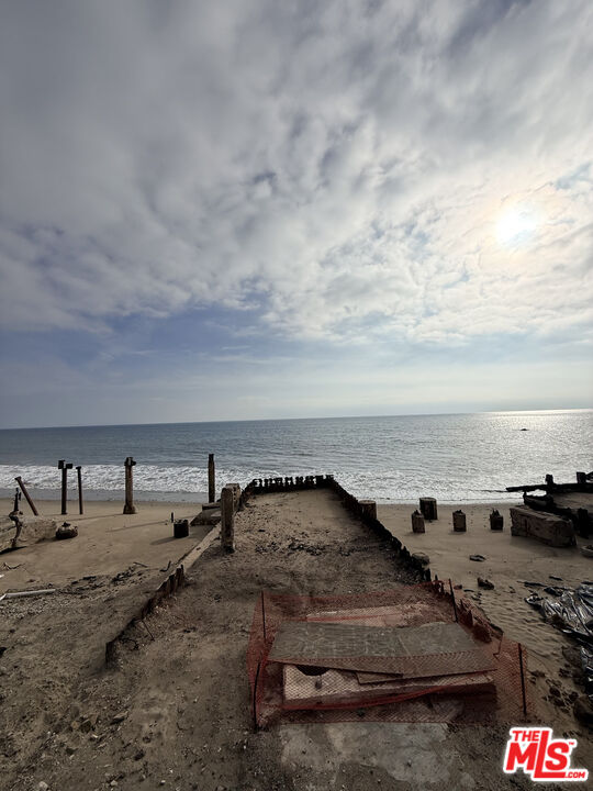 19124 Pacific Coast Hwy