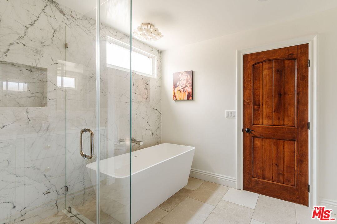 1619 Artesia Blvd Unit: A